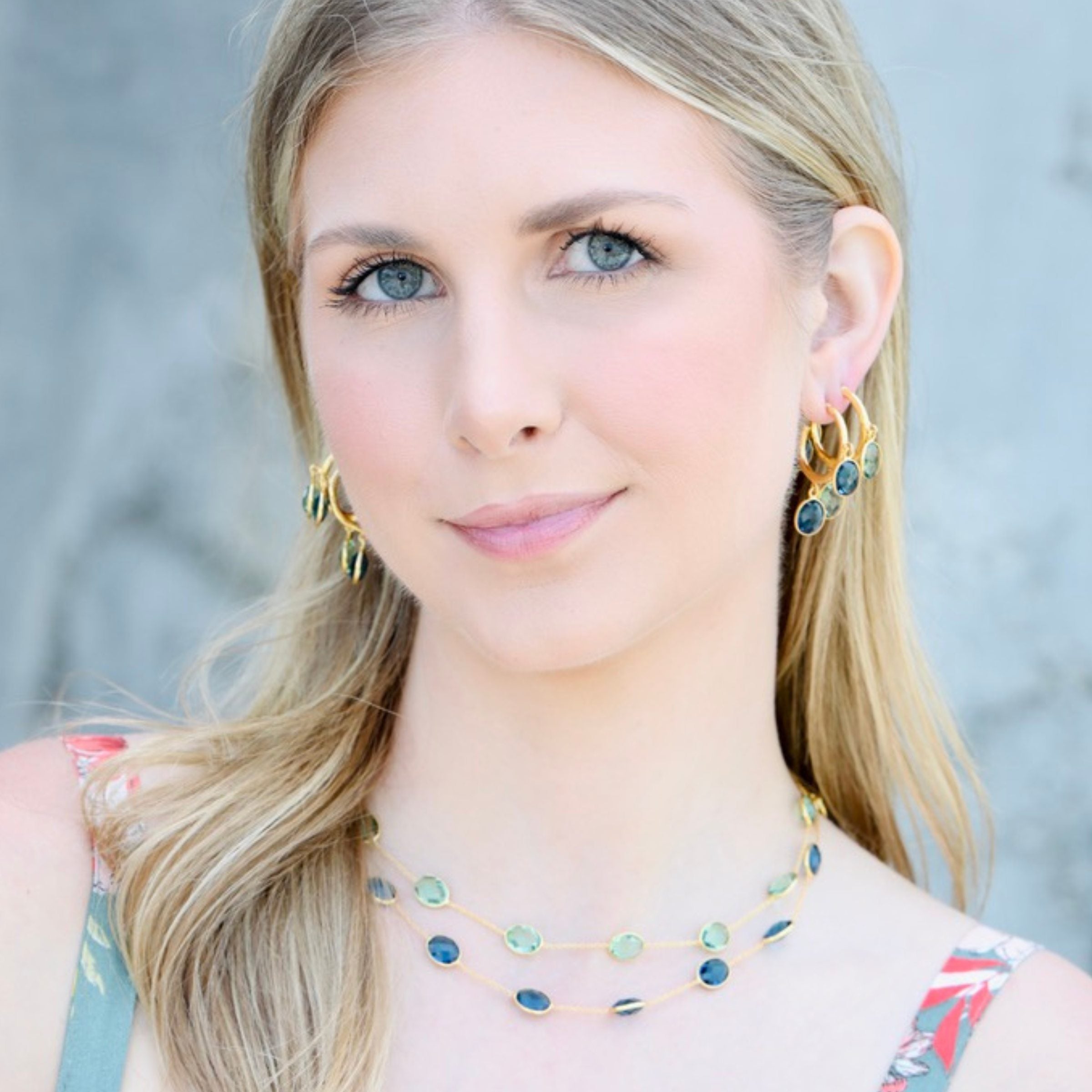 crystal drop earrings earrings are one of our best-sellers. Versatile, classy and chic.