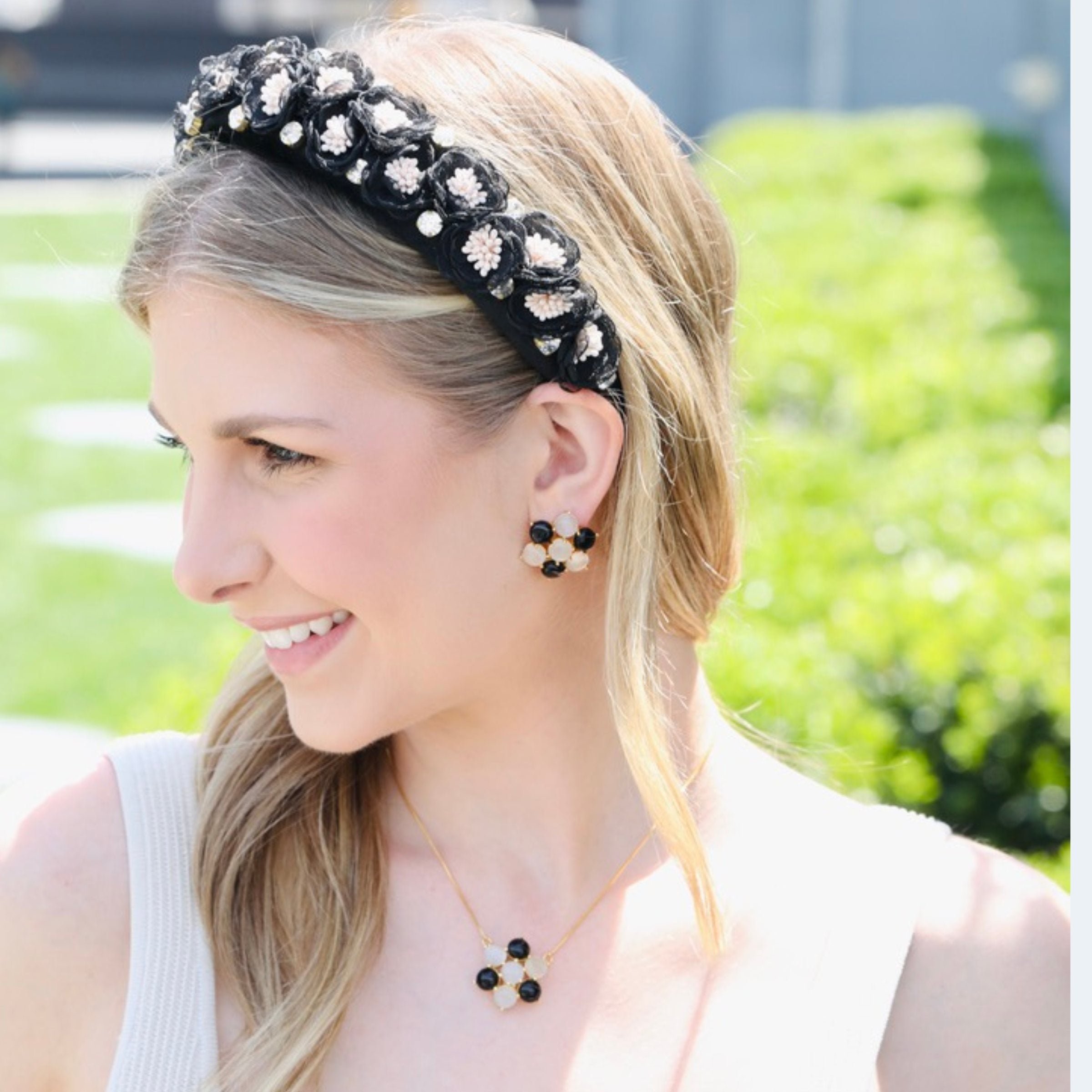 tiny stud earring studs in flower style